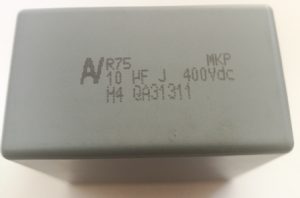 10MF400VDC POLIESTER-8419